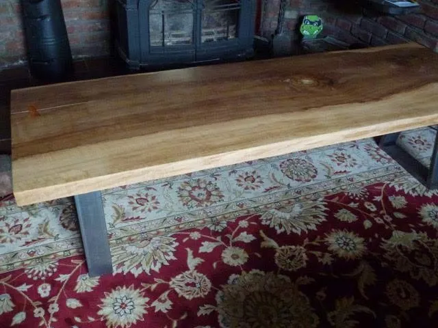 Hardwood timber available from Kent Logs 8