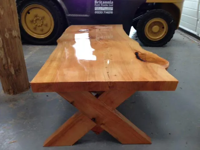 Hardwood timber available from Kent Logs 14