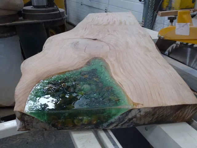 Hardwood timber available from Kent Logs 34