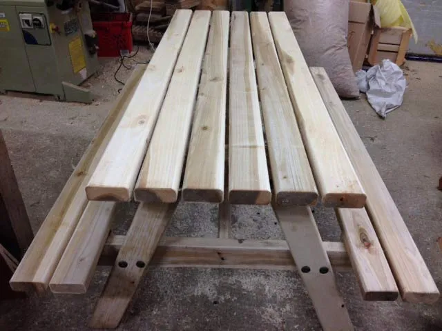Hardwood timber available from Kent Logs 42