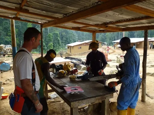 Tree surgeon training in Africa 6