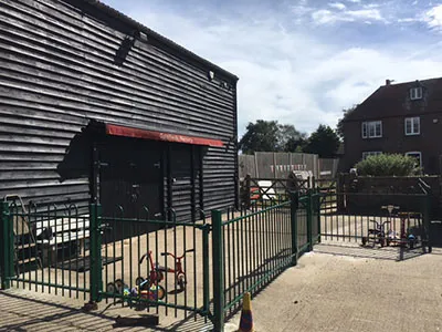 Stock fencing installation 1