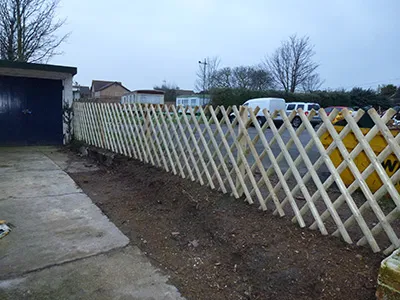 Stock fencing installation 3